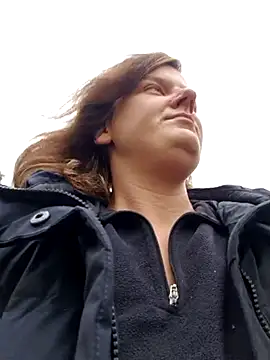 Snapshot of Cutegirlforyou chatting on October 13, 2025, 10:37 am Cutegirlforyou online show from October 13, 2025, 10:37 am