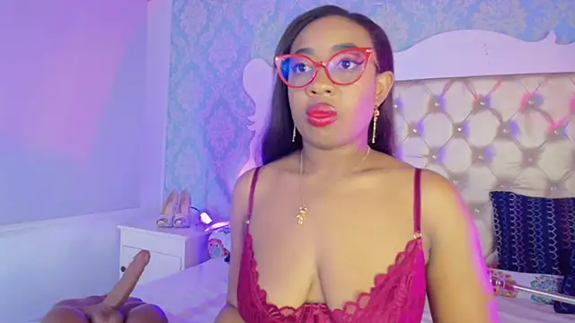 CaseyMoon online show from June 1, 2026, 12:29 pm