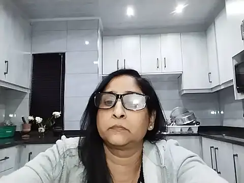 Indiankushy online show from August 5, 2026, 6:33 pm