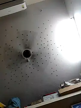 Snapshot of rocksred1 chatting on March 14, 2025, 12:29 pm rocksred1 online show from March 14, 2025, 12:29 pm