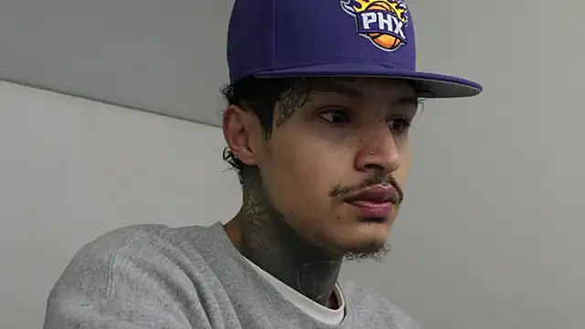 Snapshot of trieone chatting on January 4, 2025, 10:05 am trieone online show from January 4, 2025, 10:05 am