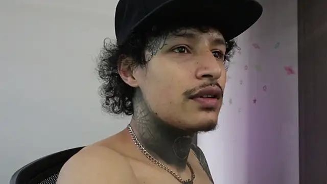 trieone online show from December 18, 2025, 3:40 pm