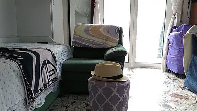 Snapshot of Dharmare@xh chatting on November 8, 2025, 1:00 pm Dharmarexh online show from November 8, 2025, 1:00 pm