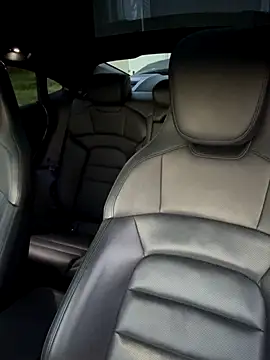 Viola Beck online show from September 28, 2025, 5:02 am