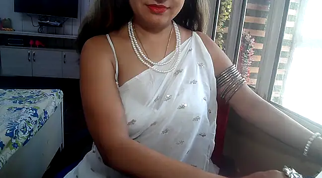 Snapshot of yourradhika chatting on March 23, 2025, 5:00 am yourradhika online show from March 23, 2025, 5:00 am