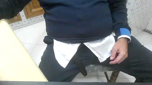 Snapshot of polloiw chatting on October 5, 2025, 3:21 pm polloiw online show from October 5, 2025, 3:21 pm