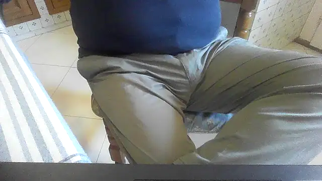 Snapshot of polloiw chatting on October 25, 2025, 9:50 am polloiw online show from October 25, 2025, 9:50 am