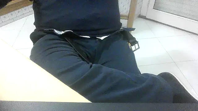 polloiw online show from December 2, 2025, 2:23 pm