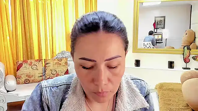 gaby trent online show from December 24, 2024, 2:44 pm