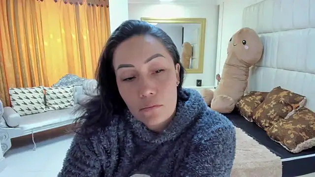 gaby trent online show from November 4, 2025, 3:33 pm