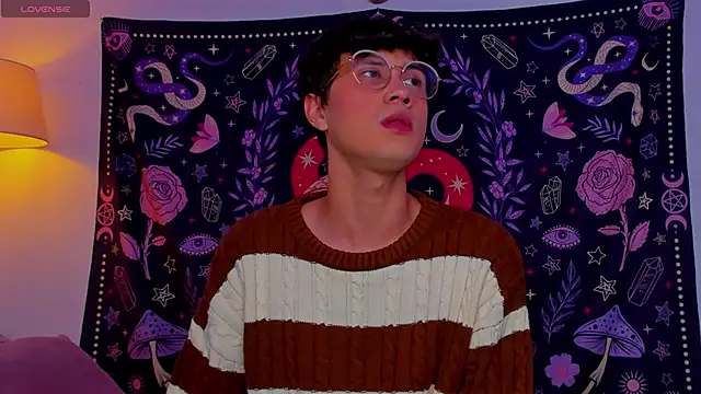 LeaneSeb online show from December 11, 2024, 12:12 pm