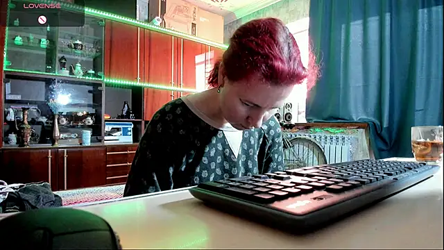 pa1e pr1ncess online show from February 9, 2025, 1:03 pm