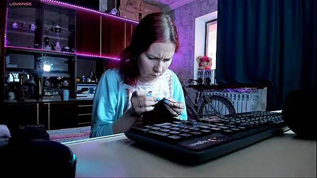 pa1e pr1ncess online show from February 18, 2025, 12:39 pm