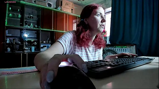 pa1e pr1ncess online show from March 14, 2025, 11:01 am