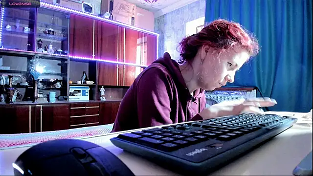 pa1e pr1ncess online show from March 21, 2025, 8:50 am