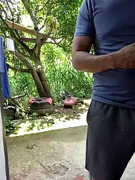 venusandzeusxh online show from April 28, 2026, 5:07 pm