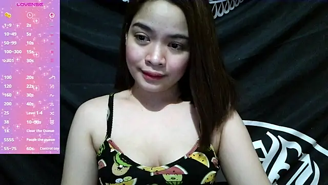  preciousmoira  online show from May 7, 2026, 3:56 am