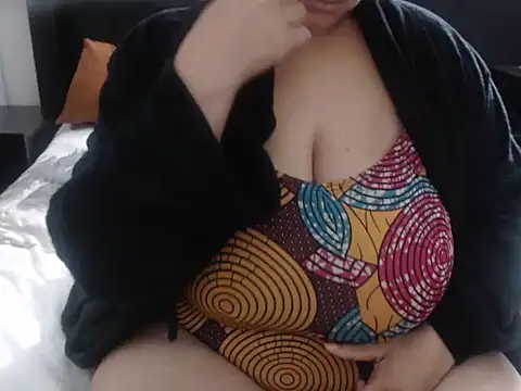 XHotJuicyBootyXX online show from July 28, 2026, 9:48 am