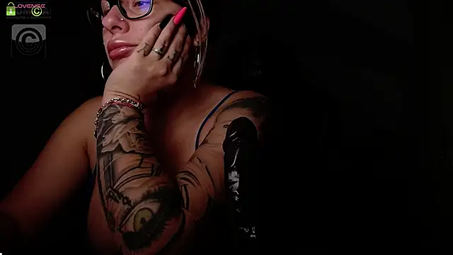 SonyaDevon online show from September 30, 2025, 3:11 am