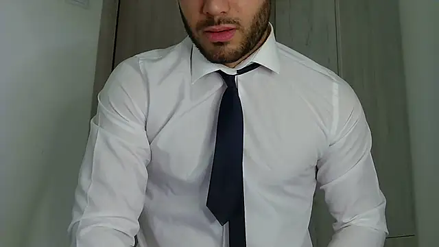 Justynn1 online show from April 12, 2026, 11:26 am