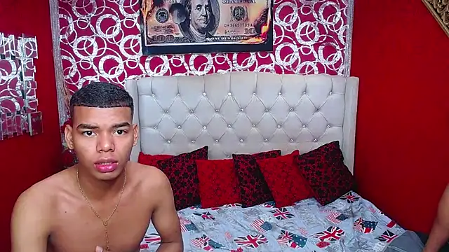 Snapshot of PEINBOYS chatting on January 21, 2025, 7:17 pm PEINBOYS online show from January 21, 2025, 7:17 pm