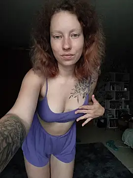 Frost foxy online show from July 6, 2026, 4:31 am