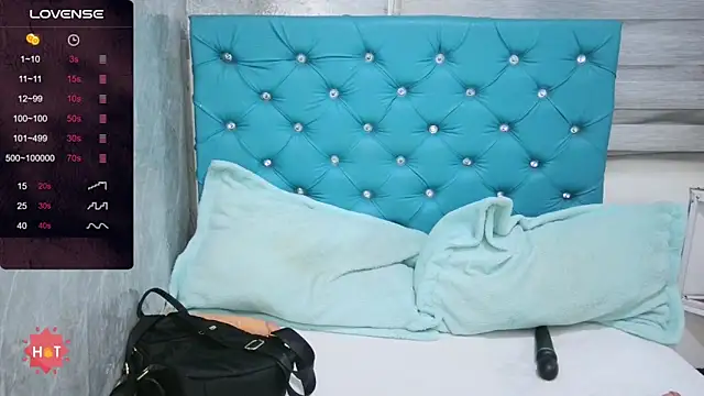 Snapshot of MAARYMOON chatting on October 21, 2025, 10:49 am MAARYMOON online show from October 21, 2025, 10:49 am