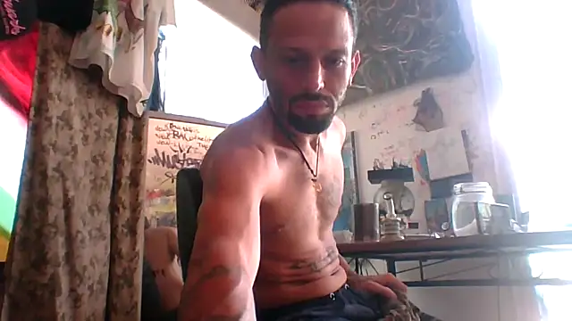 Toycockhot online show from September 28, 2025, 4:12 pm