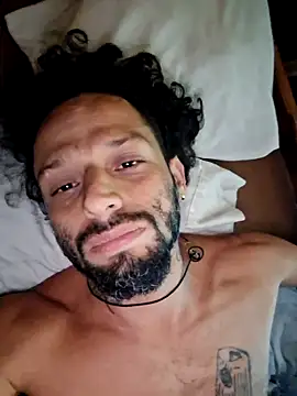 Toycockhot online show from October 13, 2025, 1:33 pm