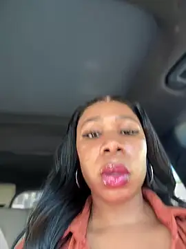 Belle    online show from October 11, 2025, 4:27 pm