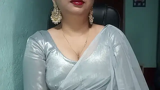 Snapshot of YourModhu chatting on September 8, 2025, 6:07 pm YourModhu online show from September 8, 2025, 6:07 pm