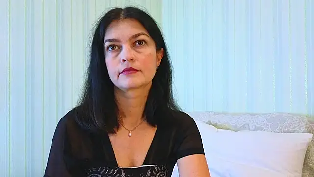 Snapshot of _Lily_ chatting on November 13, 2025, 6:56 am Lily online show from November 13, 2025, 6:56 am