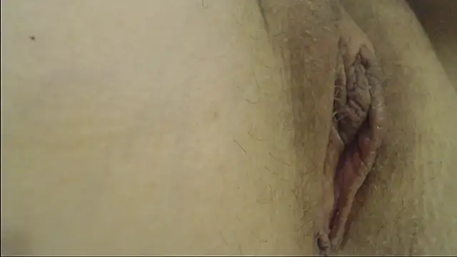 Snapshot of Olivia118 chatting on October 11, 2025, 6:12 am Olivia118 online show from October 11, 2025, 6:12 am