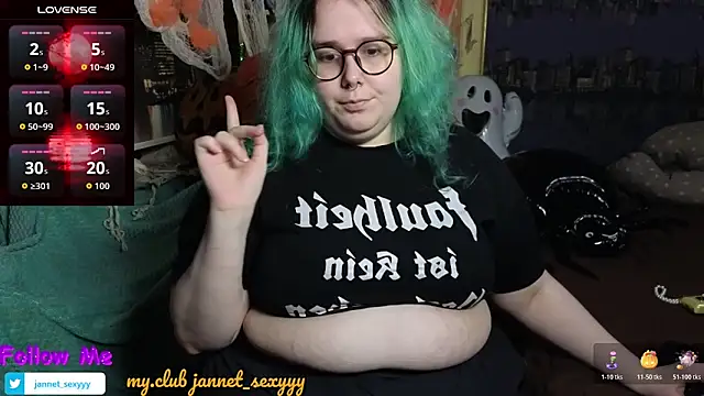 Snapshot of JannetPie chatting on November 5, 2025, 9:26 pm JannetPie online show from November 5, 2025, 9:26 pm