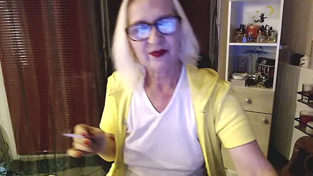 Snapshot of Ala-N-Dala chatting on January 15, 2025, 10:57 pm Ala-N-Dala online show from January 15, 2025, 10:57 pm