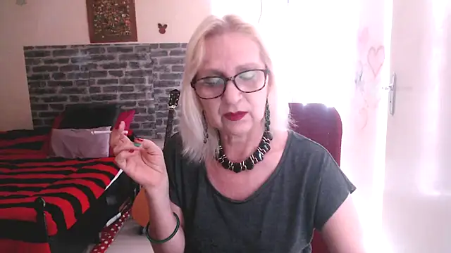 Snapshot of Ala-N-Dala chatting on March 11, 2025, 12:06 pm Ala-N-Dala online show from March 11, 2025, 12:06 pm