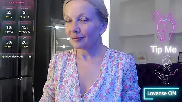 Snapshot of Abby_Moore_ chatting on July 14, 2026, 10:21 am Abby Moore online show from July 14, 2026, 10:21 am
