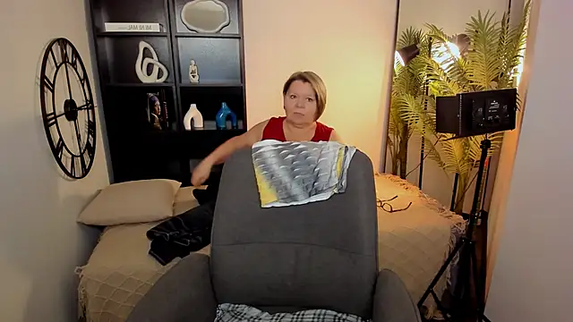 Shannonshine online show from May 14, 2026, 1:07 pm