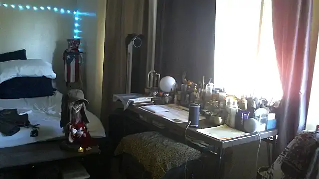 mycock2474u online show from October 1, 2025, 3:40 pm