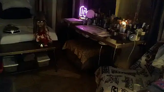 mycock2474u online show from October 2, 2025, 6:20 am