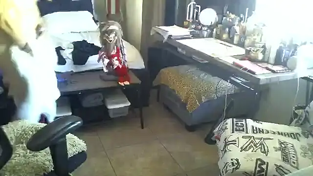 mycock2474u online show from October 4, 2025, 6:28 pm