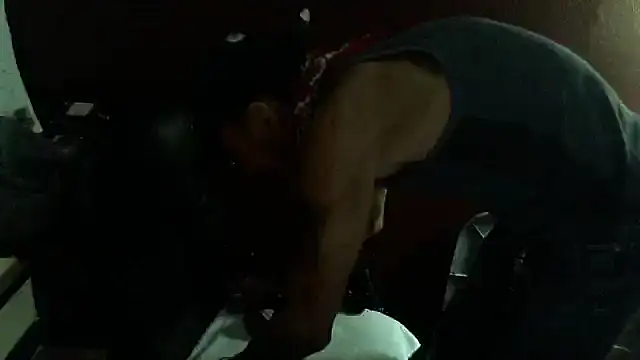 mycock2474u online show from October 31, 2025, 6:47 am