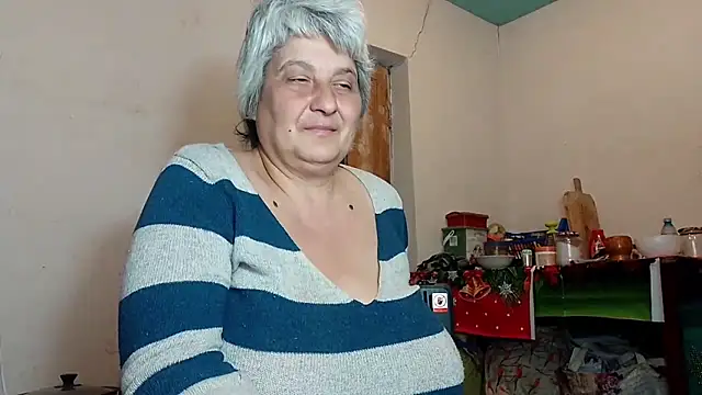 Snapshot of ExquisiteMature chatting on February 5, 2025, 9:29 pm ExquisiteMature online show from February 5, 2025, 9:29 pm