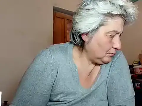 Snapshot of ExquisiteMature chatting on March 5, 2025, 10:22 am ExquisiteMature online show from March 5, 2025, 10:22 am