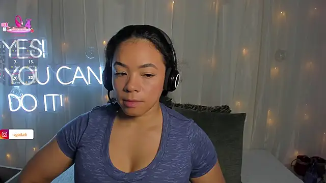 carolgaita online show from March 19, 2025, 12:01 pm