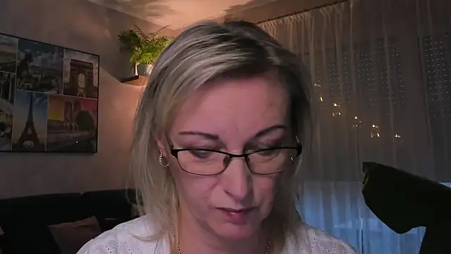 Snapshot of vanessa_chat chatting on December 11, 2024, 2:22 pm vanessa chat online show from December 11, 2024, 2:22 pm