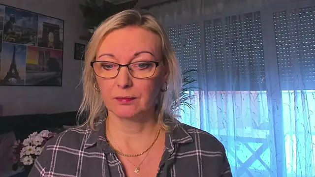 vanessa chat online show from January 6, 2026, 2:21 pm