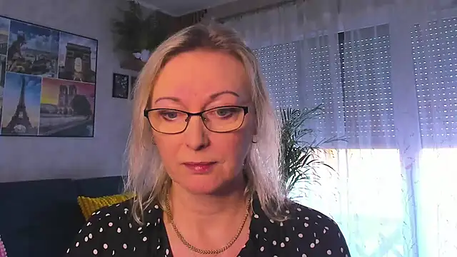 vanessa chat online show from February 26, 2026, 2:16 pm