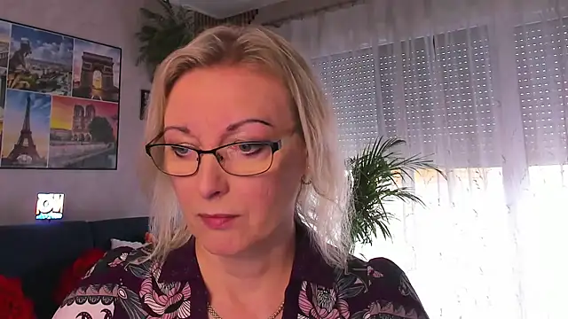 vanessa chat online show from June 3, 2026, 2:33 pm