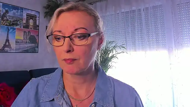 Snapshot of vanessa_chat chatting on June 21, 2026, 1:24 pm vanessa chat online show from June 21, 2026, 1:24 pm
